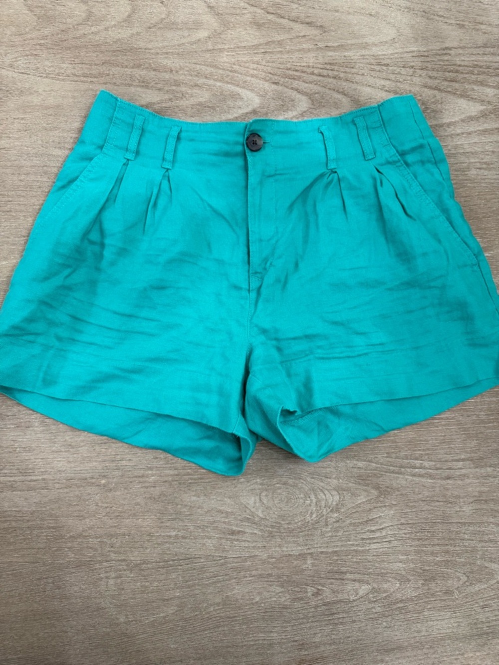 Banana Republic green linen shorts 8 petite
